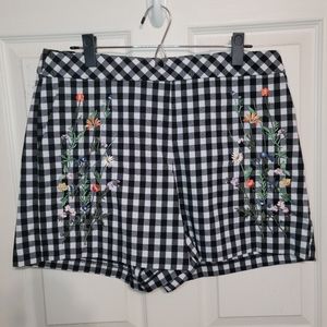 Women's size 12 Black Plaid Shorts w/flowers